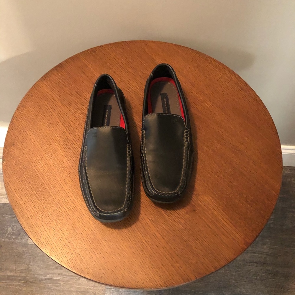 Men’s black loafers